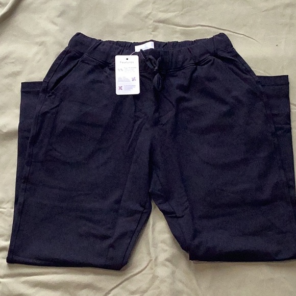 Yogipace Straight Leg Pant - Picture 3 of 5